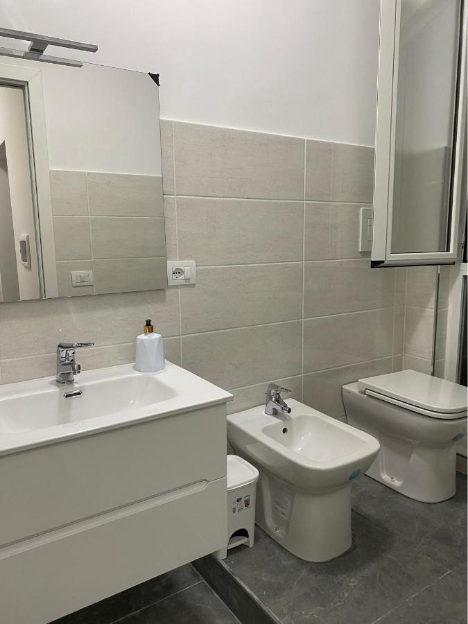 Suite Home نابولي المظهر الخارجي الصورة
