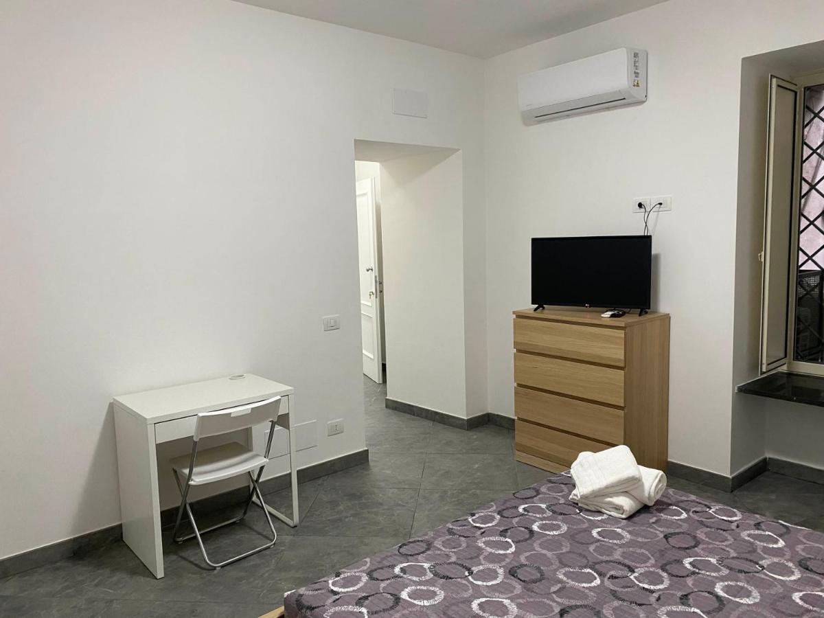 Suite Home نابولي المظهر الخارجي الصورة
