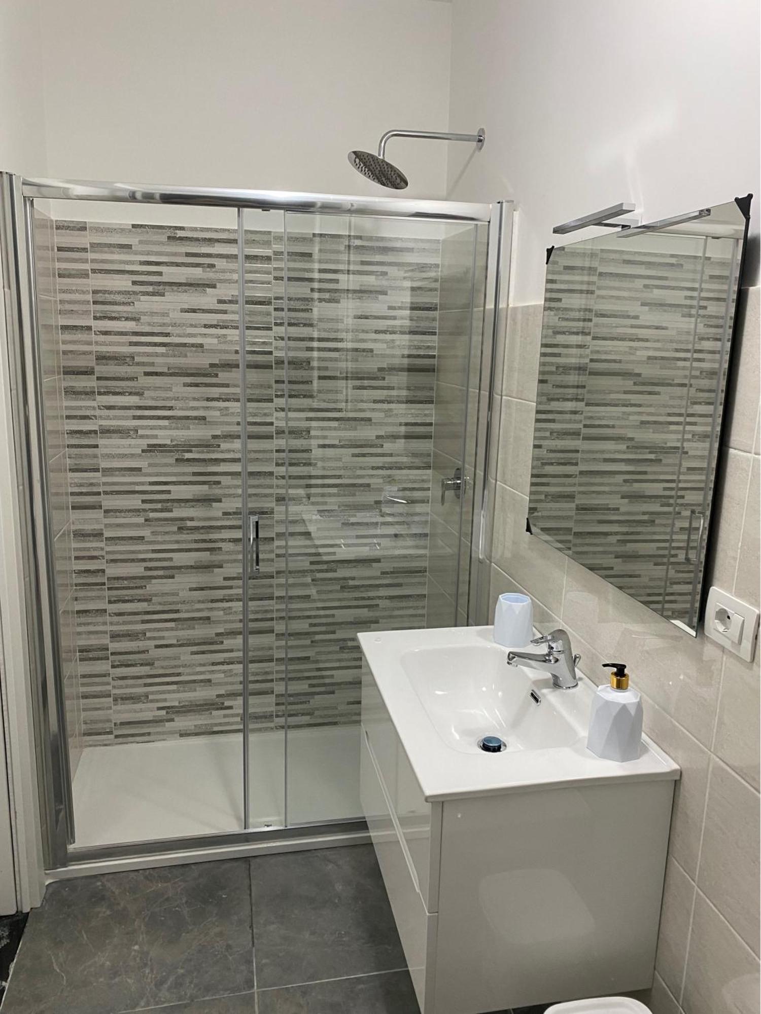 Suite Home نابولي المظهر الخارجي الصورة