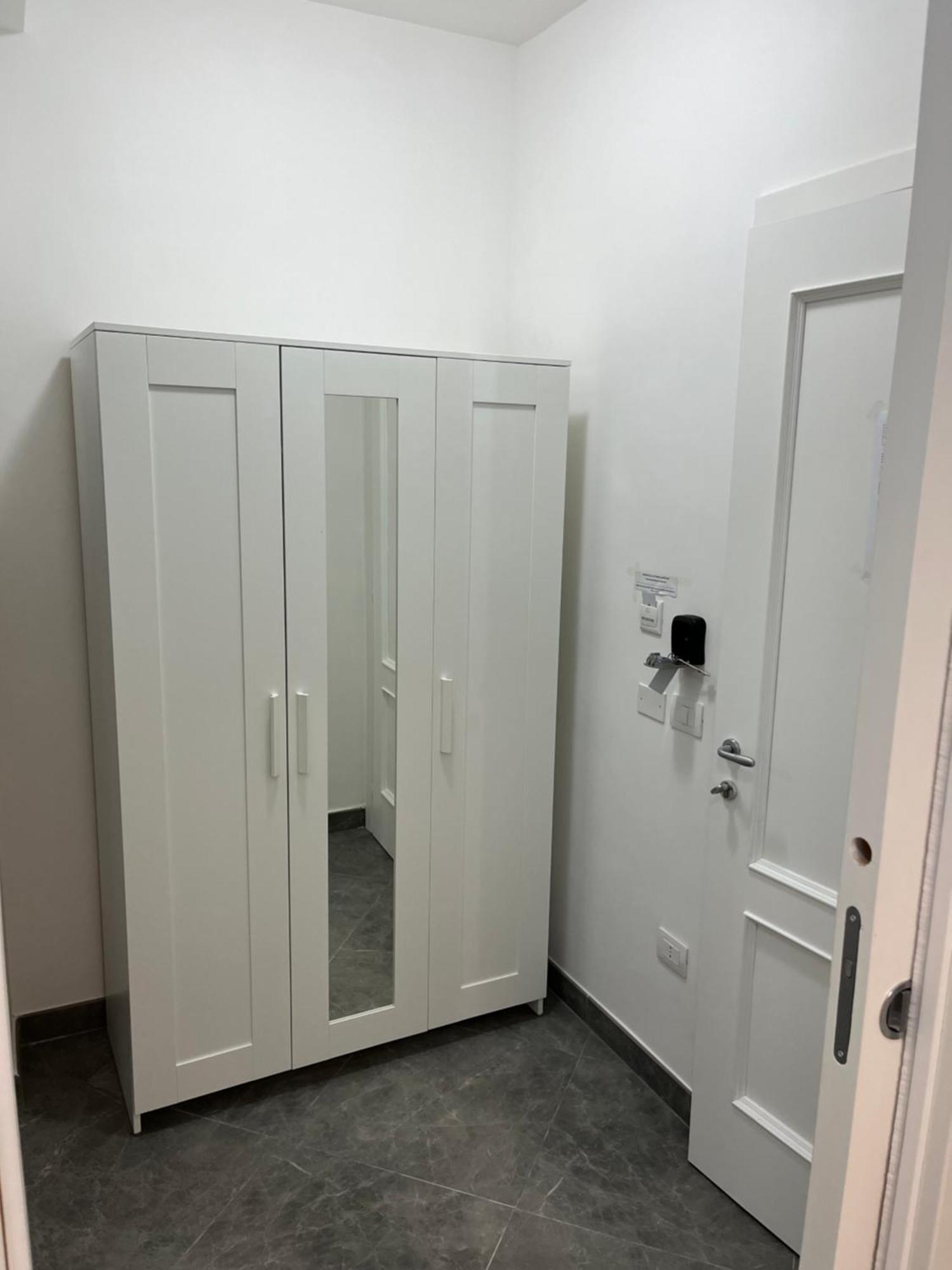 Suite Home نابولي المظهر الخارجي الصورة